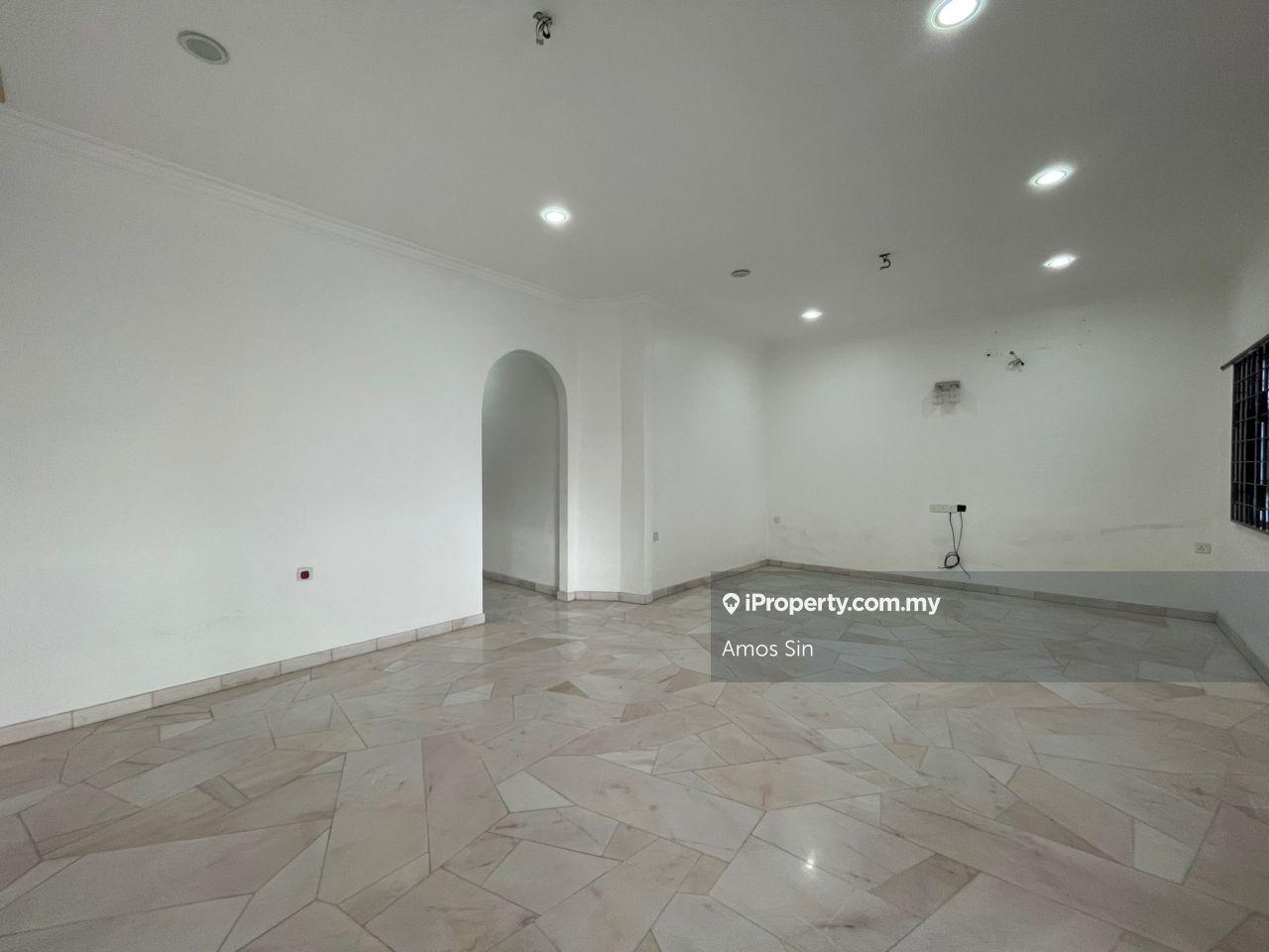 Semi-Detached House for Sale in Taman Kampar, George Town by Amos Sin - iProperty.com.my