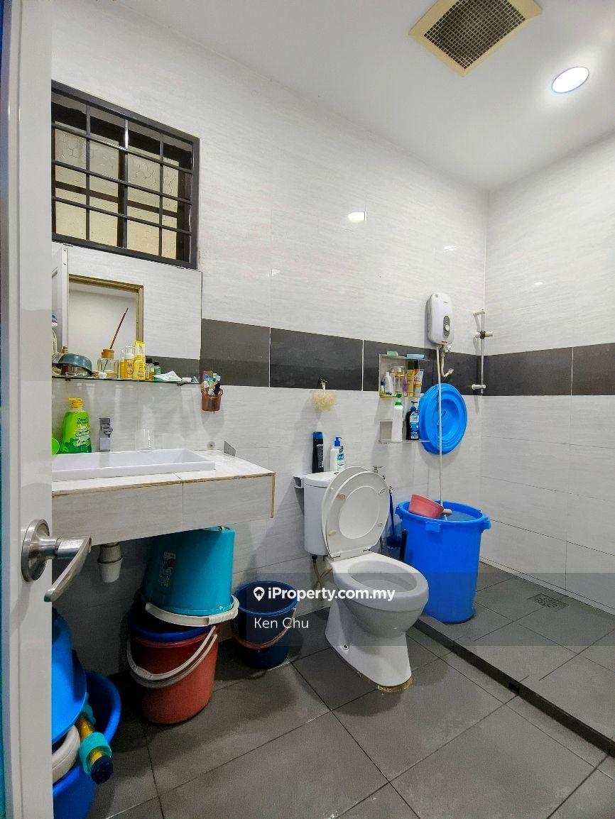Rumah Berkembar untuk Dijual di Taman Makmur, Bandar Sungai Long oleh Ken Chu - iProperty.com.my