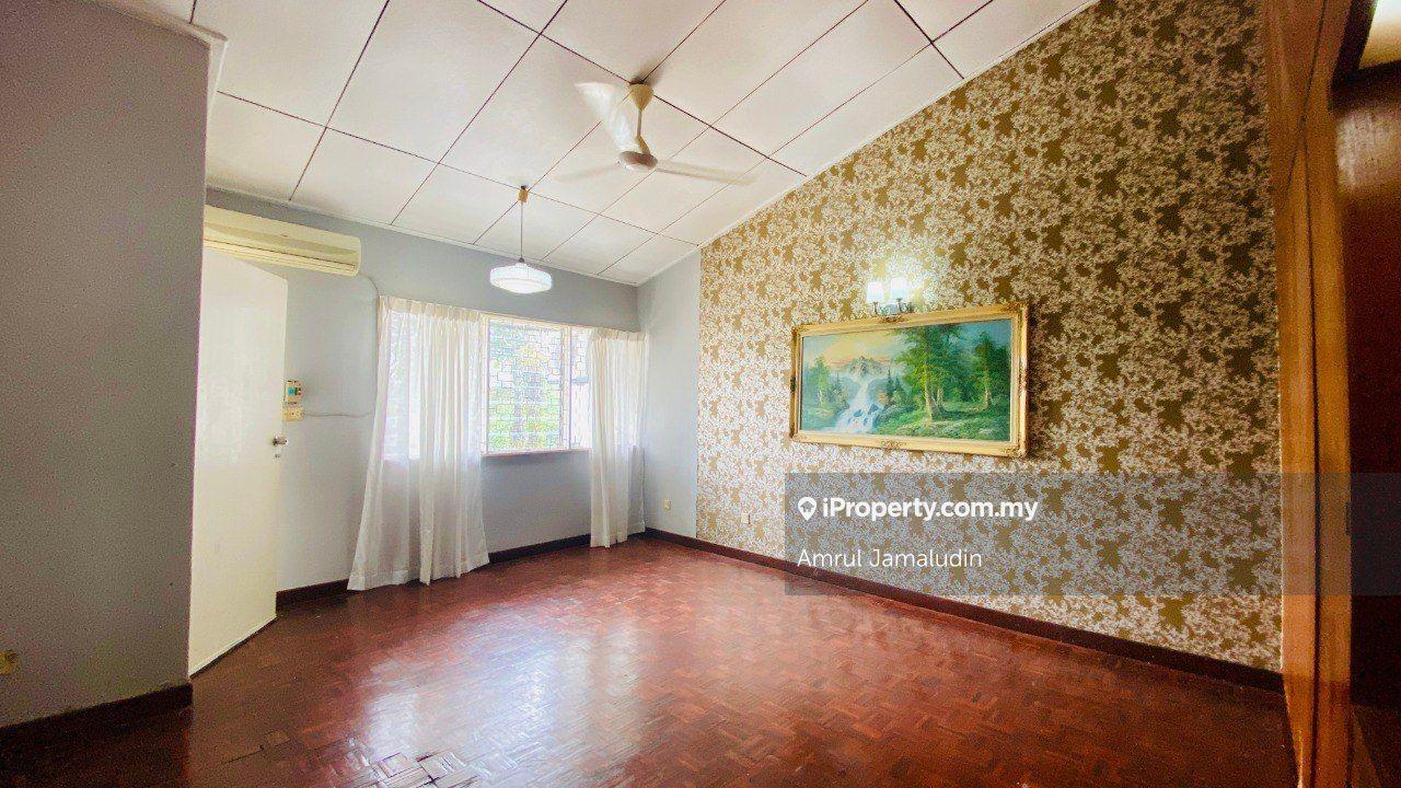 Rumah Berangkai 2 Tingkat untuk Dijual di Taman Zooview, Ampang oleh Amrul Jamaludin - iProperty.com.my