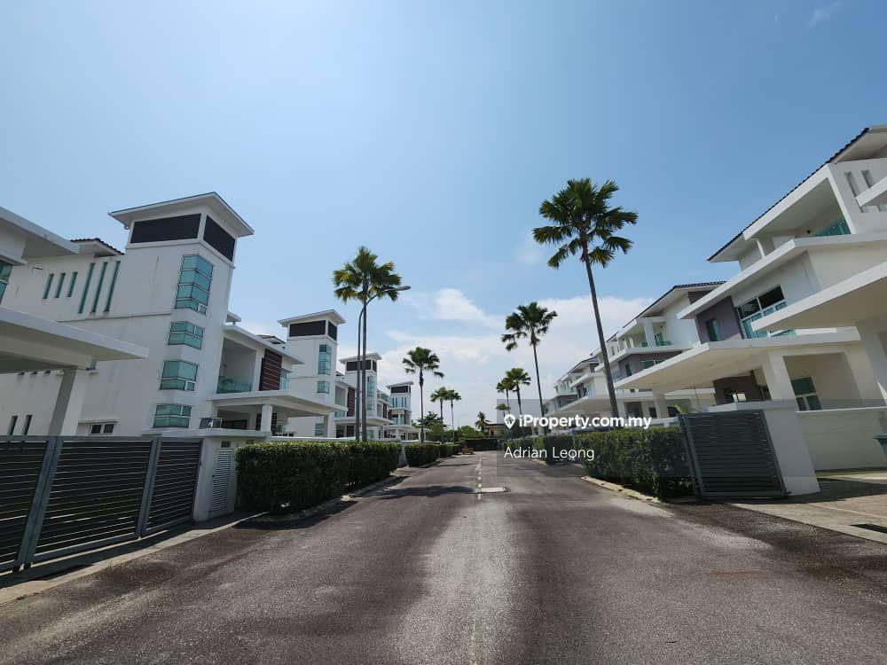 Rumah Berkembar untuk Dijual di Bistari Residence, BR 1, Puchong Prima,, Puchong oleh Adrian Leong - iProperty.com.my