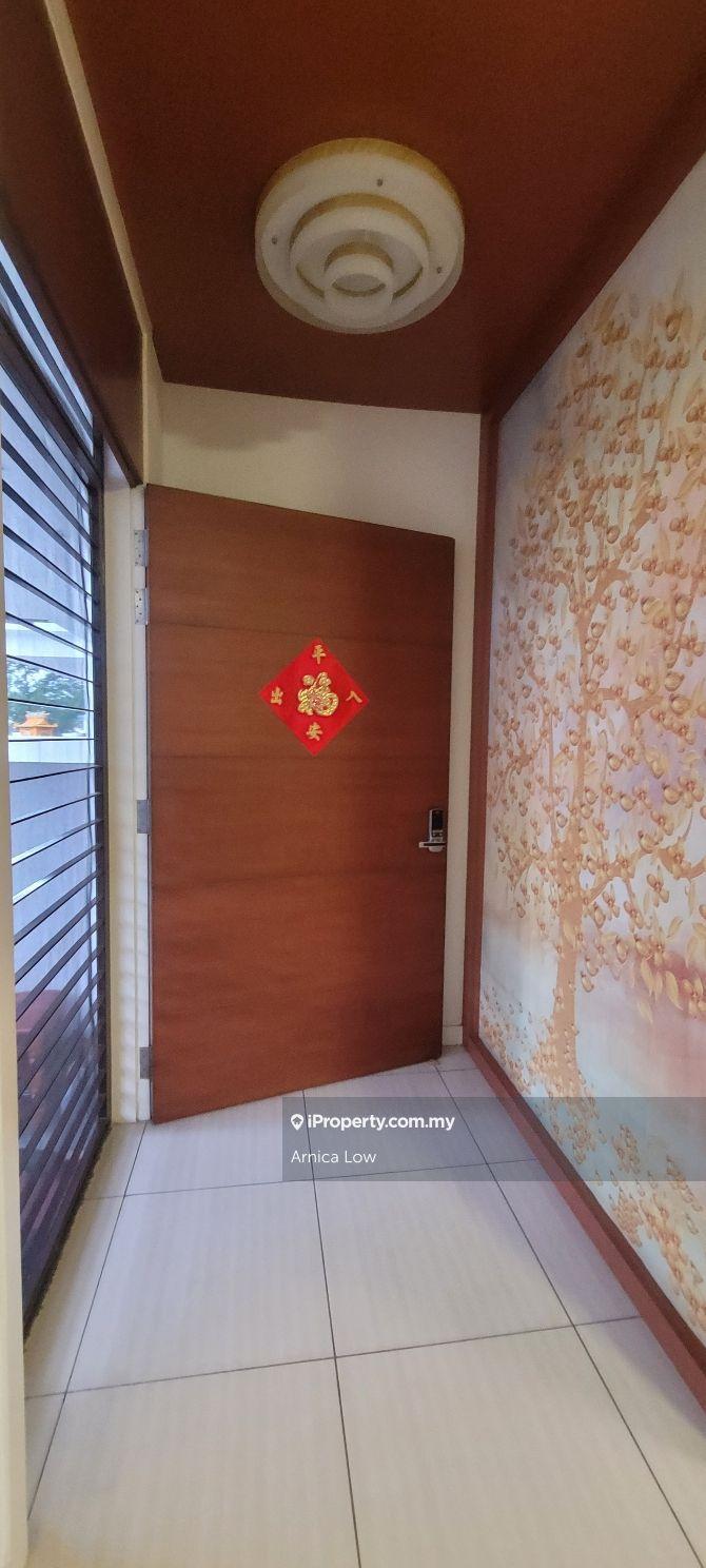 3-storey Terraced House for Sale in 16 Sierra, Puchong by Arnica Low - iProperty.com.my