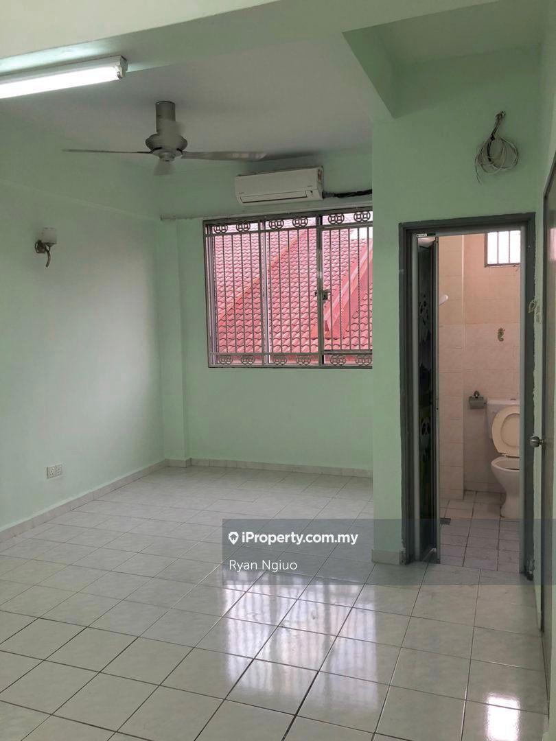 Flat for Sale in Taman Sri Kuching by Ryan Ngiuo - iProperty.com.my