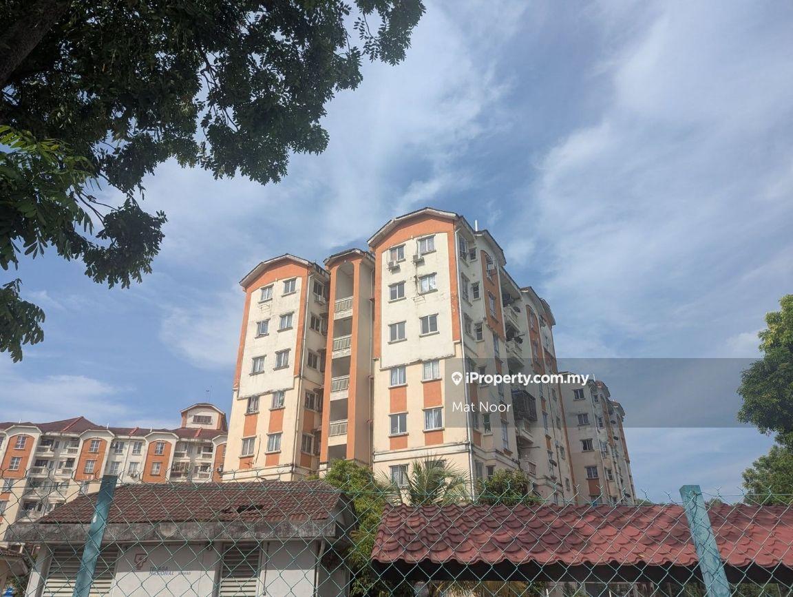 Pangsapuri untuk Dijual di Pangsapuri Danaumas oleh Mat Noor - iProperty.com.my
