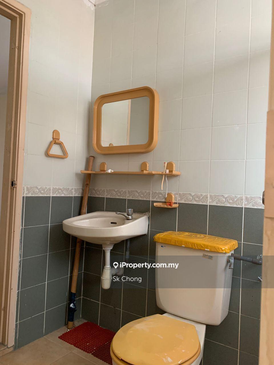 Flat for Sale in Bukit Rahman Putra by Sk Chong - iProperty.com.my