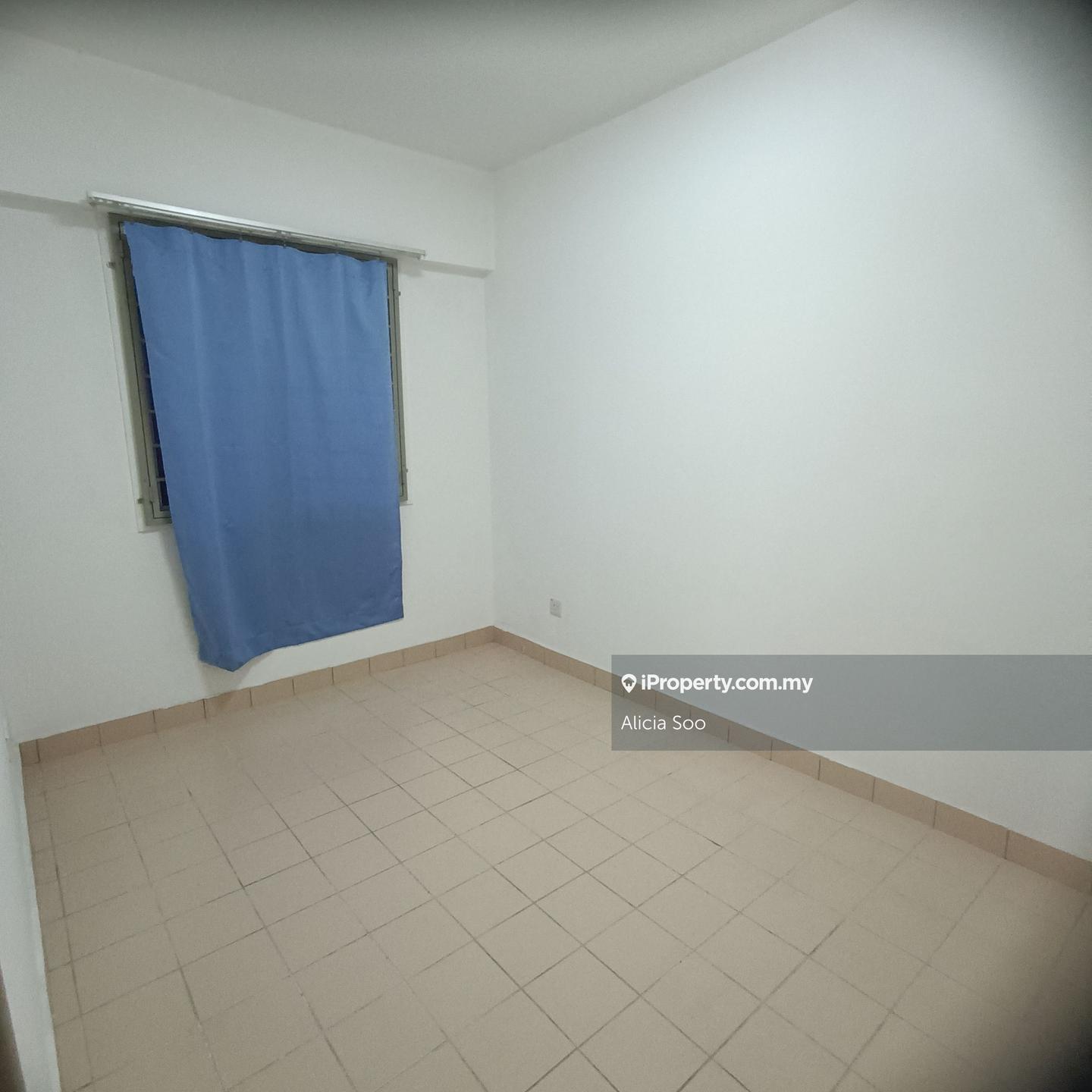 Kondominium untuk Dijual di Perdana Exclusive oleh Alicia Soo - iProperty.com.my