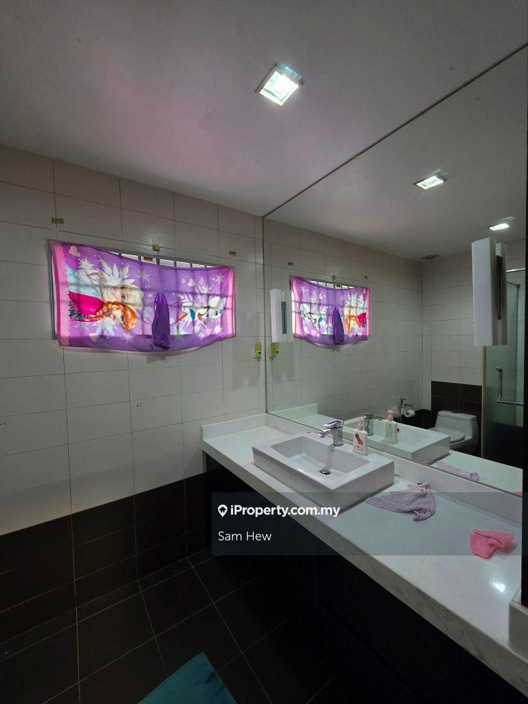 Rumah Berkembar untuk Dijual di Taman Harmoni Kajang, Kajang oleh Sam Hew - iProperty.com.my