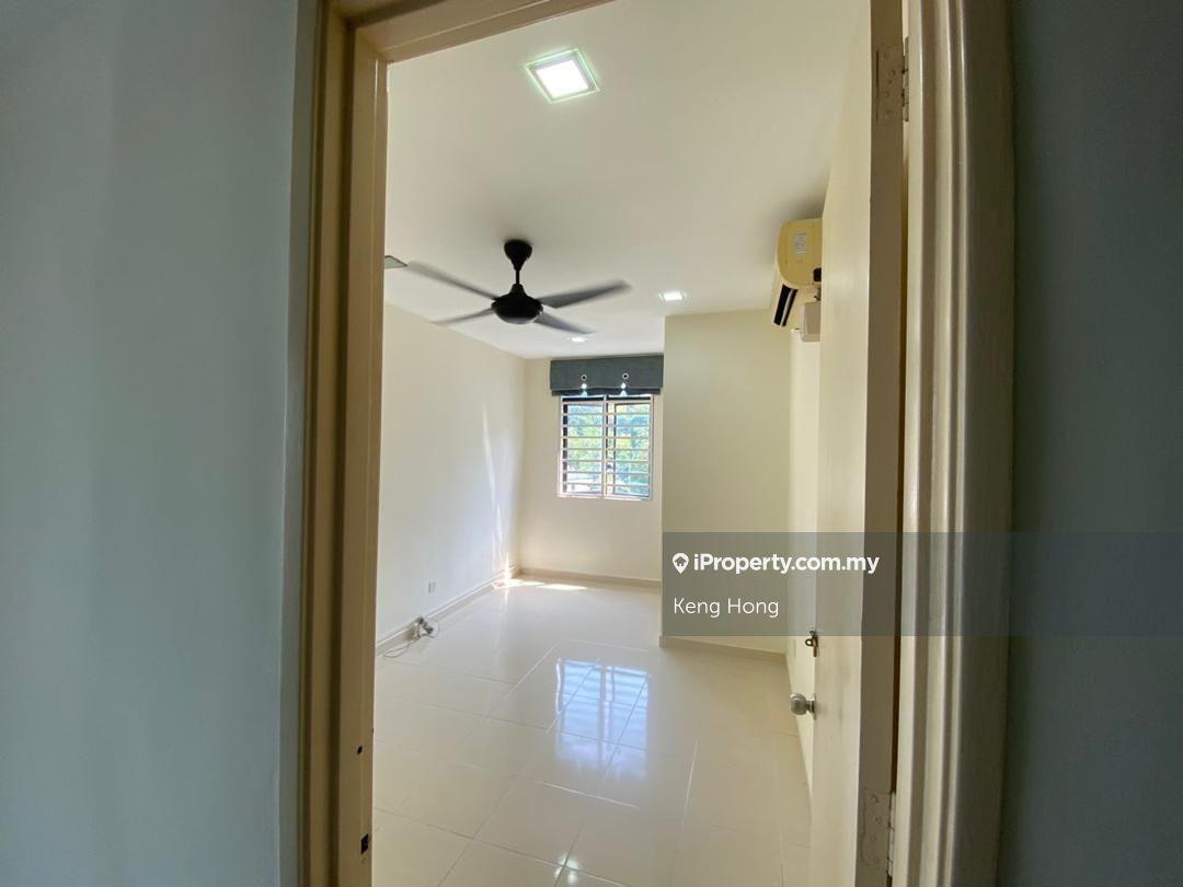 Rumah Berangkai 2.5 Tingkat untuk Dijual di Ampang Saujana, Ampang oleh Keng Hong - iProperty.com.my