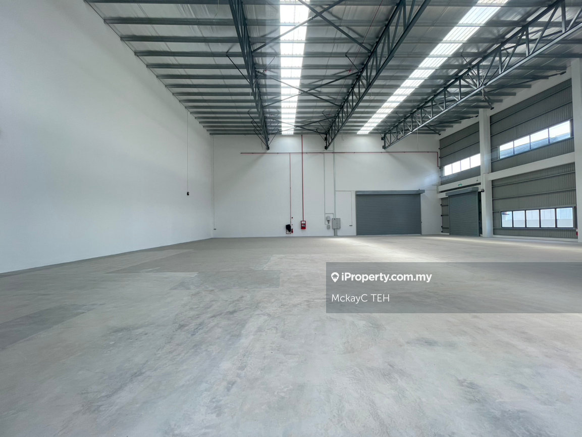 Semi-D Kilang untuk Disewa di Elmina business park, Sungai Buloh oleh MckayC TEH - iProperty.com.my
