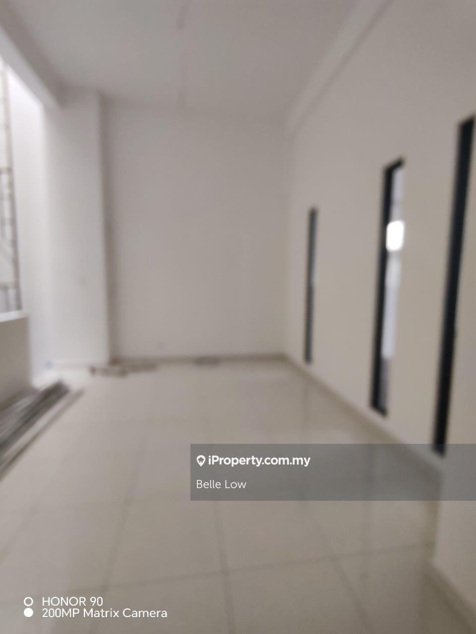4-storey Terraced House for Sale in Damansara Perdana, Selangor by Belle Low - iProperty.com.my