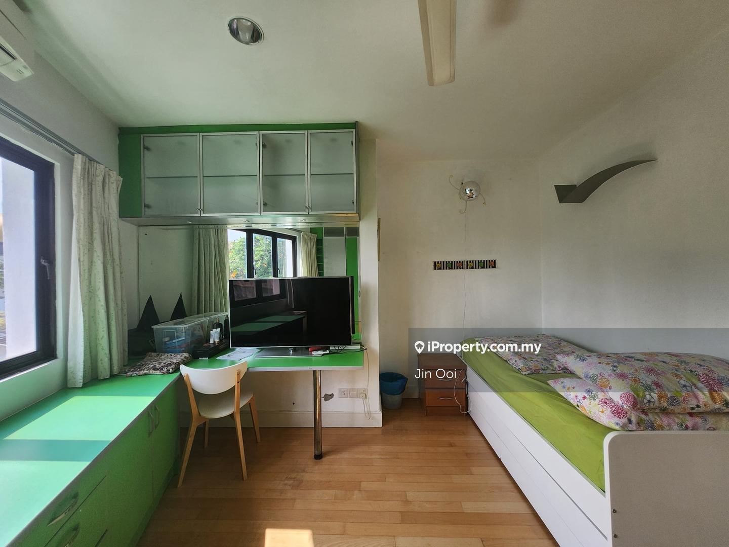 Bungalow House for Sale in Kelana Jaya, Petaling Jaya by Jin Ooi - iProperty.com.my