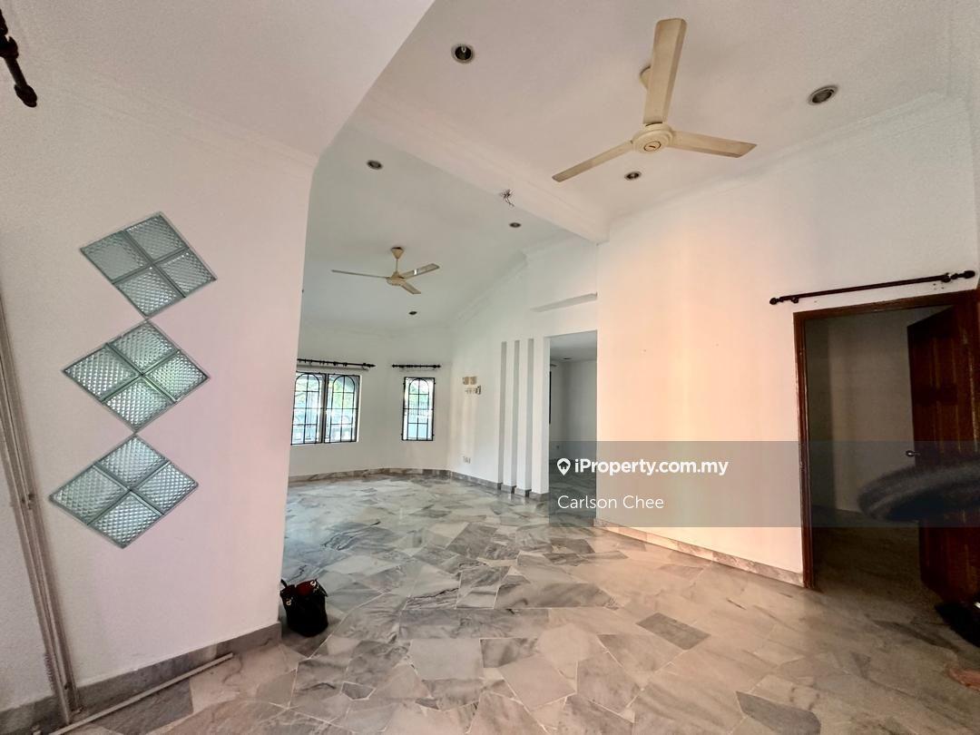 Rumah Berangkai 1.5 Tingkat untuk Dijual di Seksyen 28, Shah Alam oleh Carlson Chee - iProperty.com.my