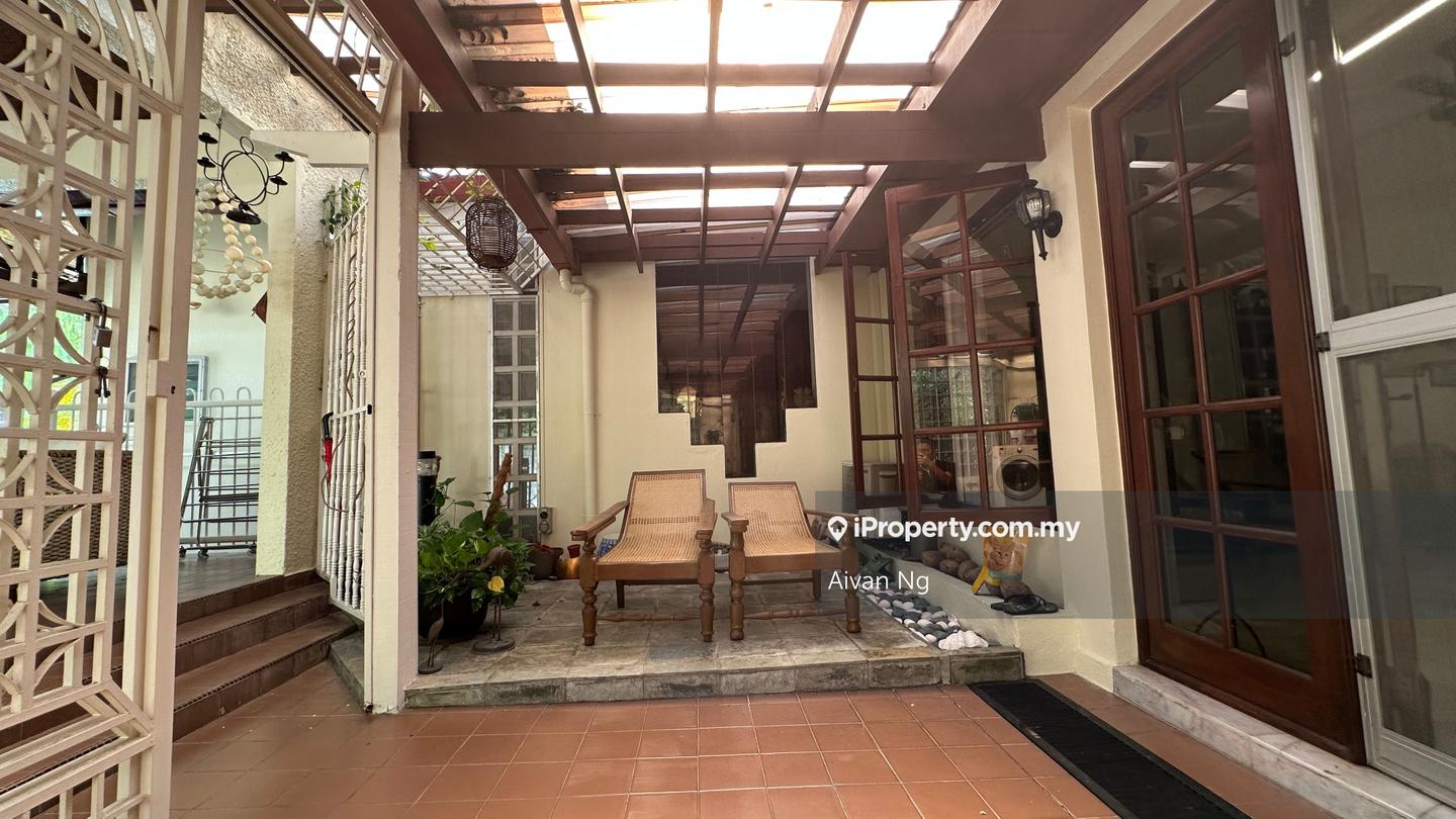 Bungalow House for Sale in Taman Lucky, Bangsar by Aivan Ng - iProperty.com.my