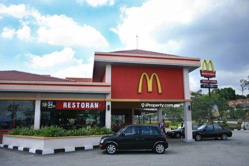 Pangsapuri untuk Dijual di Putra Permai Block C oleh Hl Lau - iProperty.com.my