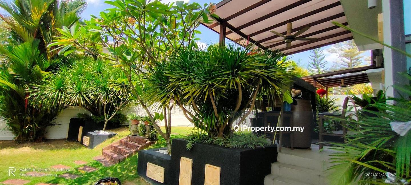 Rumah Berkembar untuk Dijual di Bukit Jelutong, Shah Alam oleh Simon Leong - iProperty.com.my