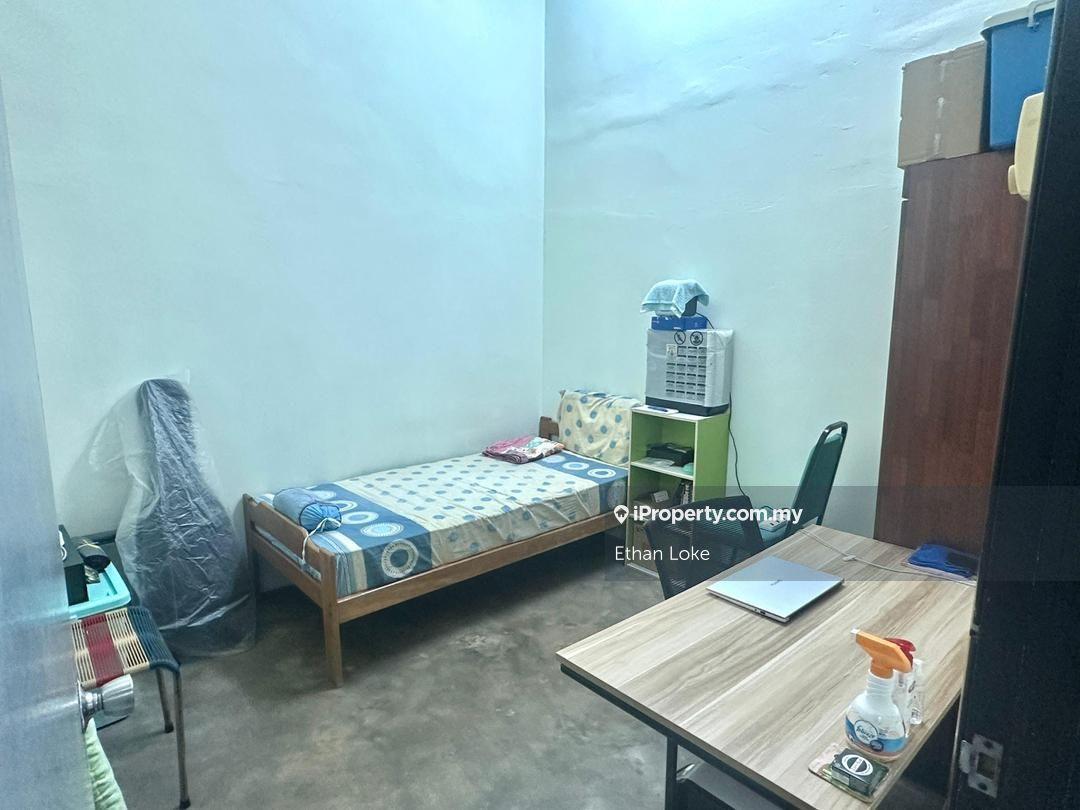 1-storey Terraced House for Sale in SD2, Sri Damansara 2, Bandar Sri Damansara by Ethan Loke - iProperty.com.my