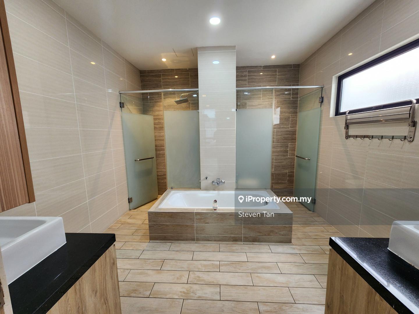 Rumah Berangkai 3 Tingkat untuk Dijual di 16 Sierra, Puchong oleh Steven Tan - iProperty.com.my