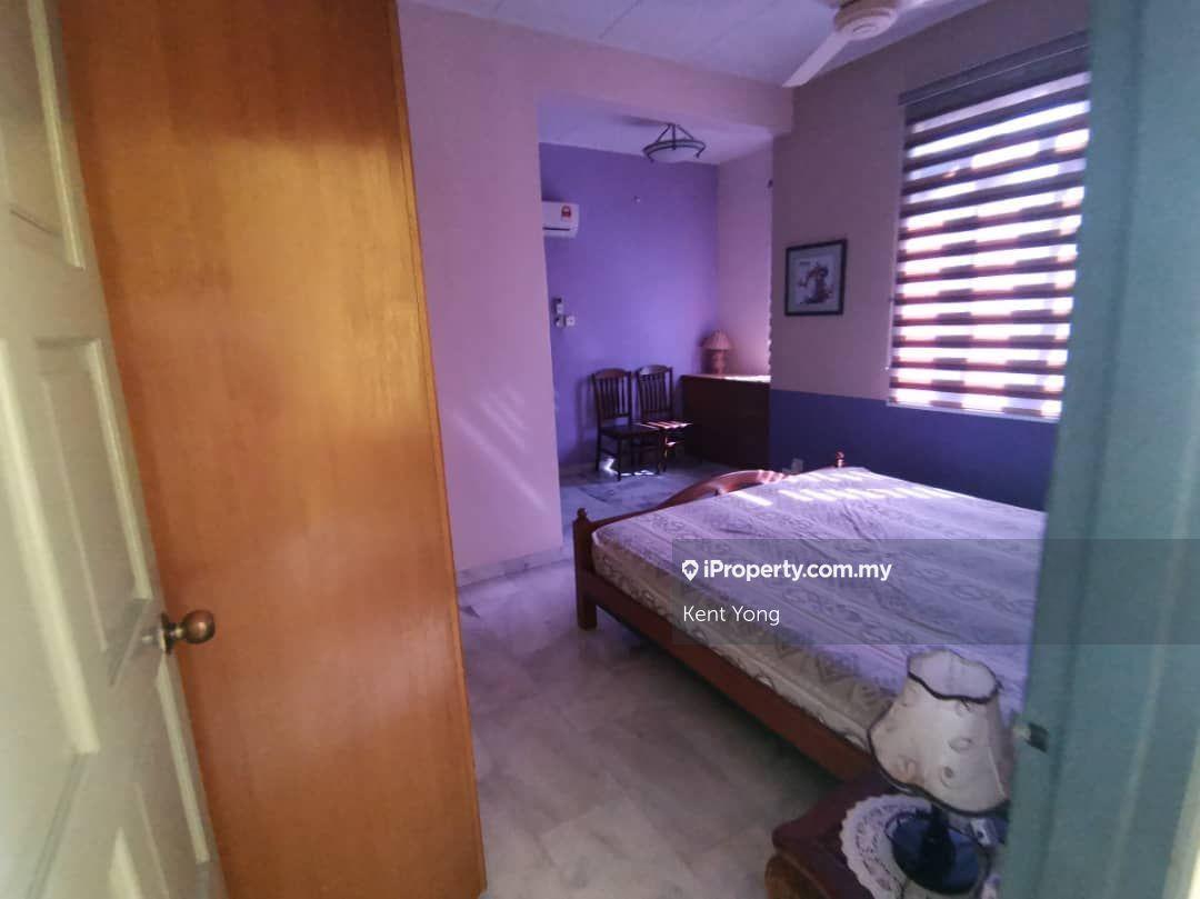 Banglo untuk Dijual di Bandar Tun Hussein Onn, Cheras oleh Kent Yong - iProperty.com.my