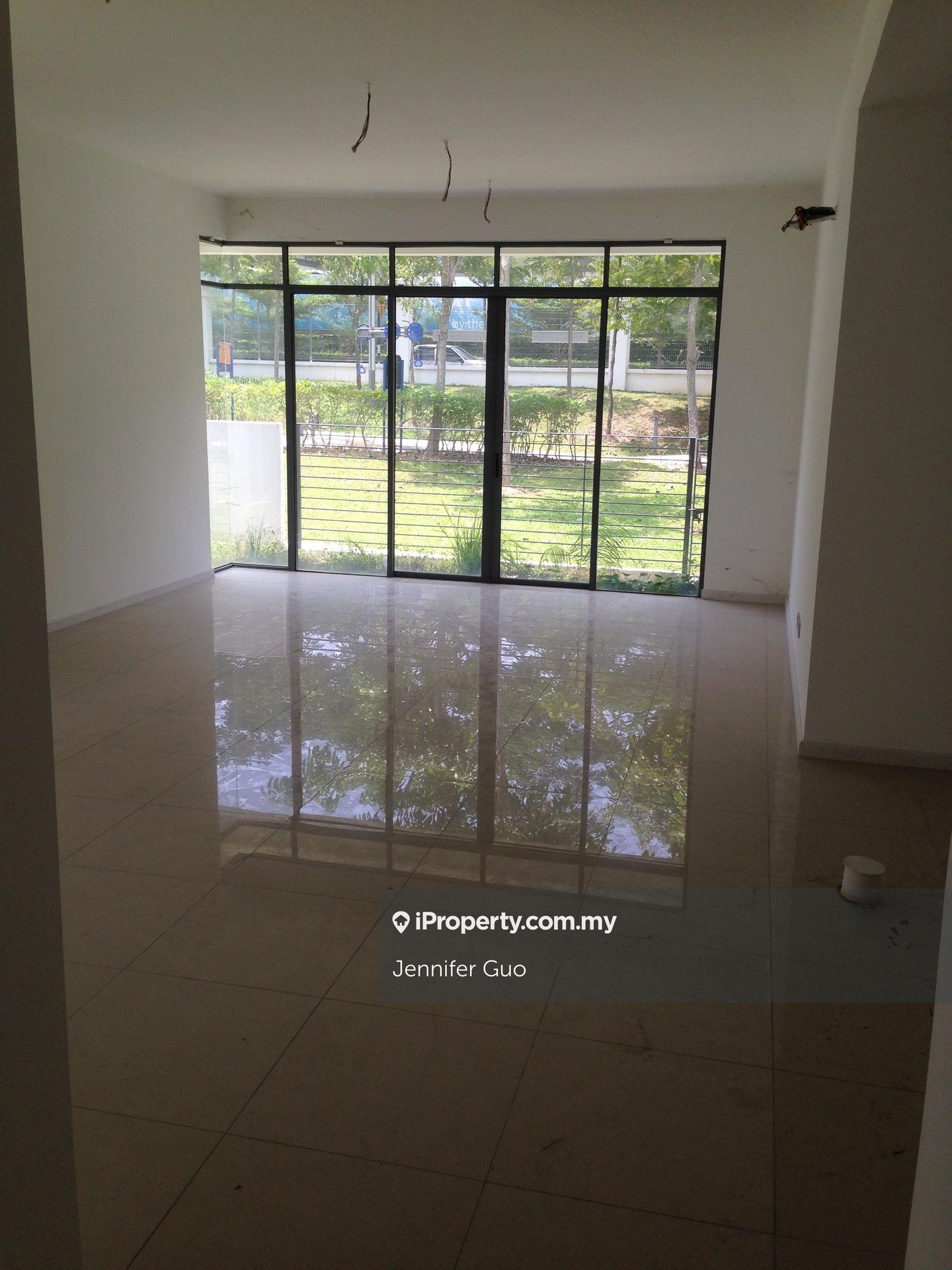 Rumah Berangkai 2 Tingkat untuk Dijual di Summerglades, Perdana Lakeview West, Cyberjaya oleh Jennifer Guo - iProperty.com.my