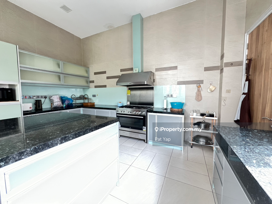 Bungalow House for Rent in 4 storey bungalow with swimming pool and lift, Bukit Tunku (Kenny Hills) by Pat Yap - iProperty.com.my