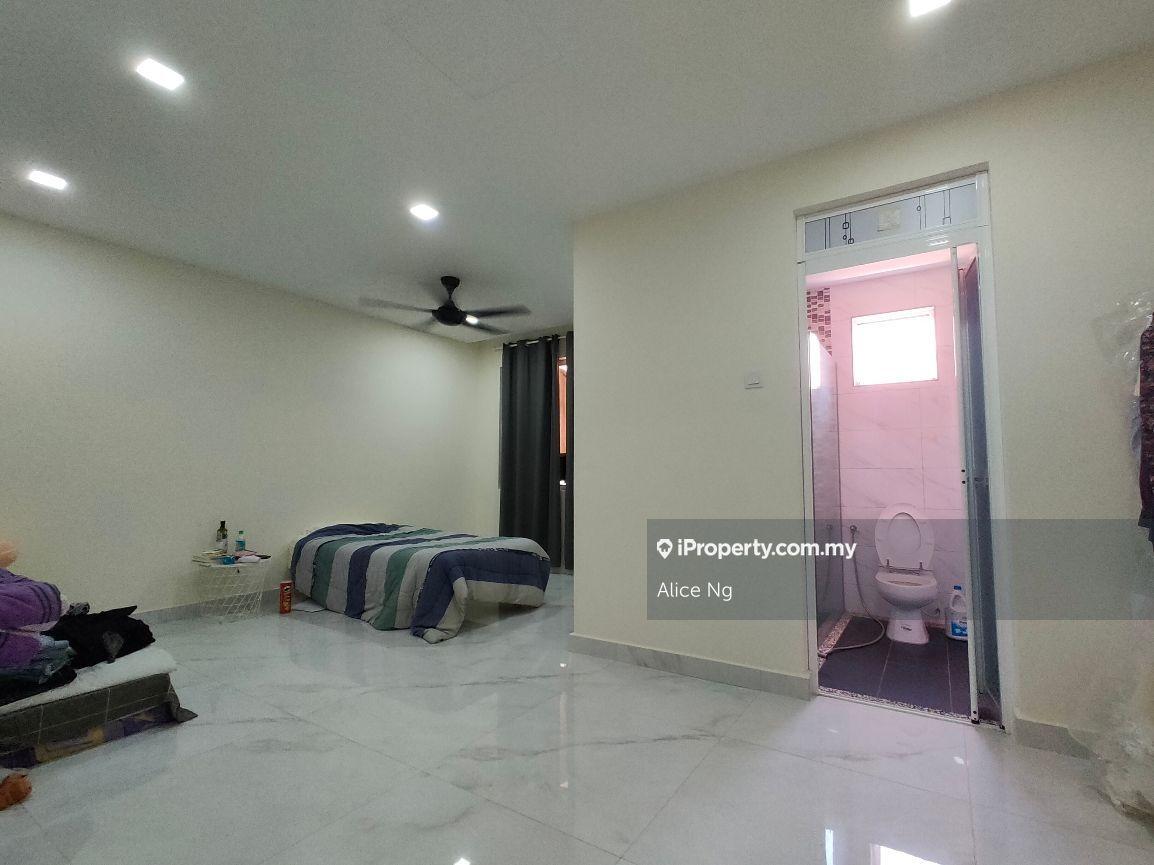 2-storey Terraced House for Sale in Ampang Saujana phase 3 End lot with extra Land, Ampang by Alice Ng - iProperty.com.my