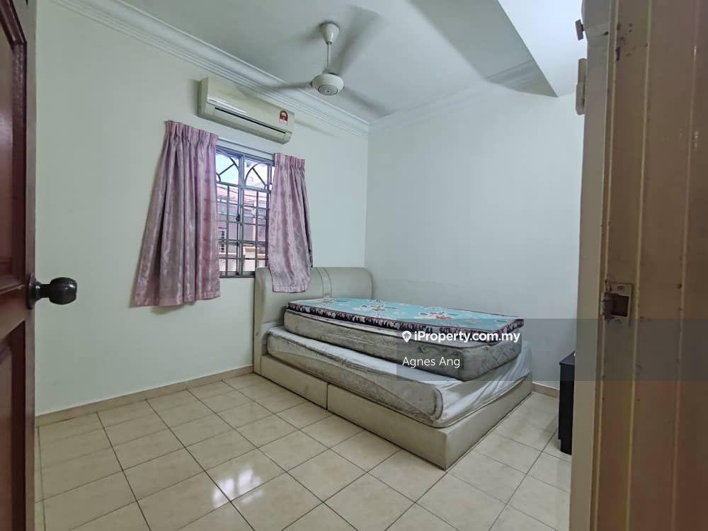 Rumah Berangkai 2 Tingkat untuk Dijual di Kota Pendamar, Klang oleh Agnes Ang - iProperty.com.my
