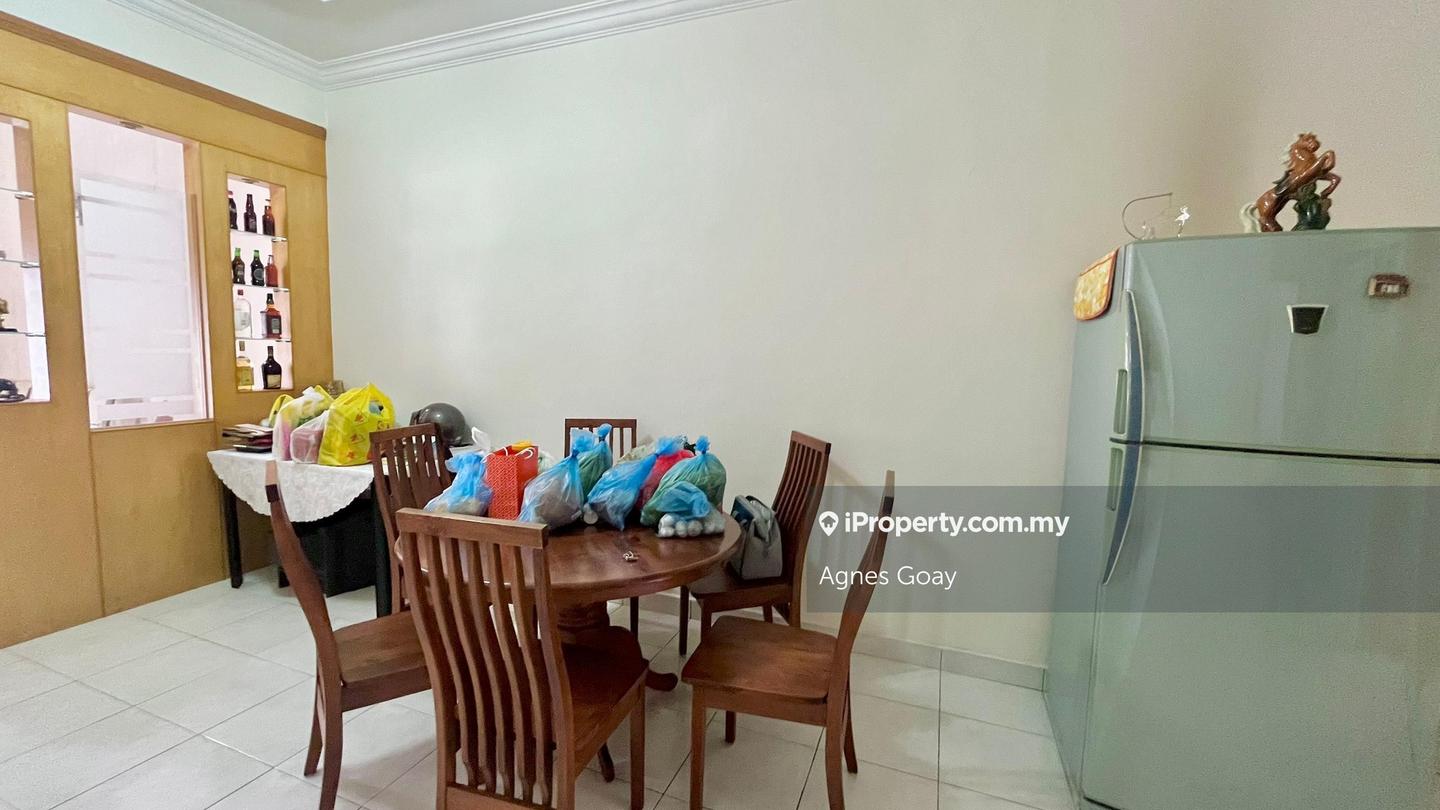 1.5-storey Terraced House for Sale in Taman Pelangi Indah, Ulu Tiram by Agnes Goay - iProperty.com.my