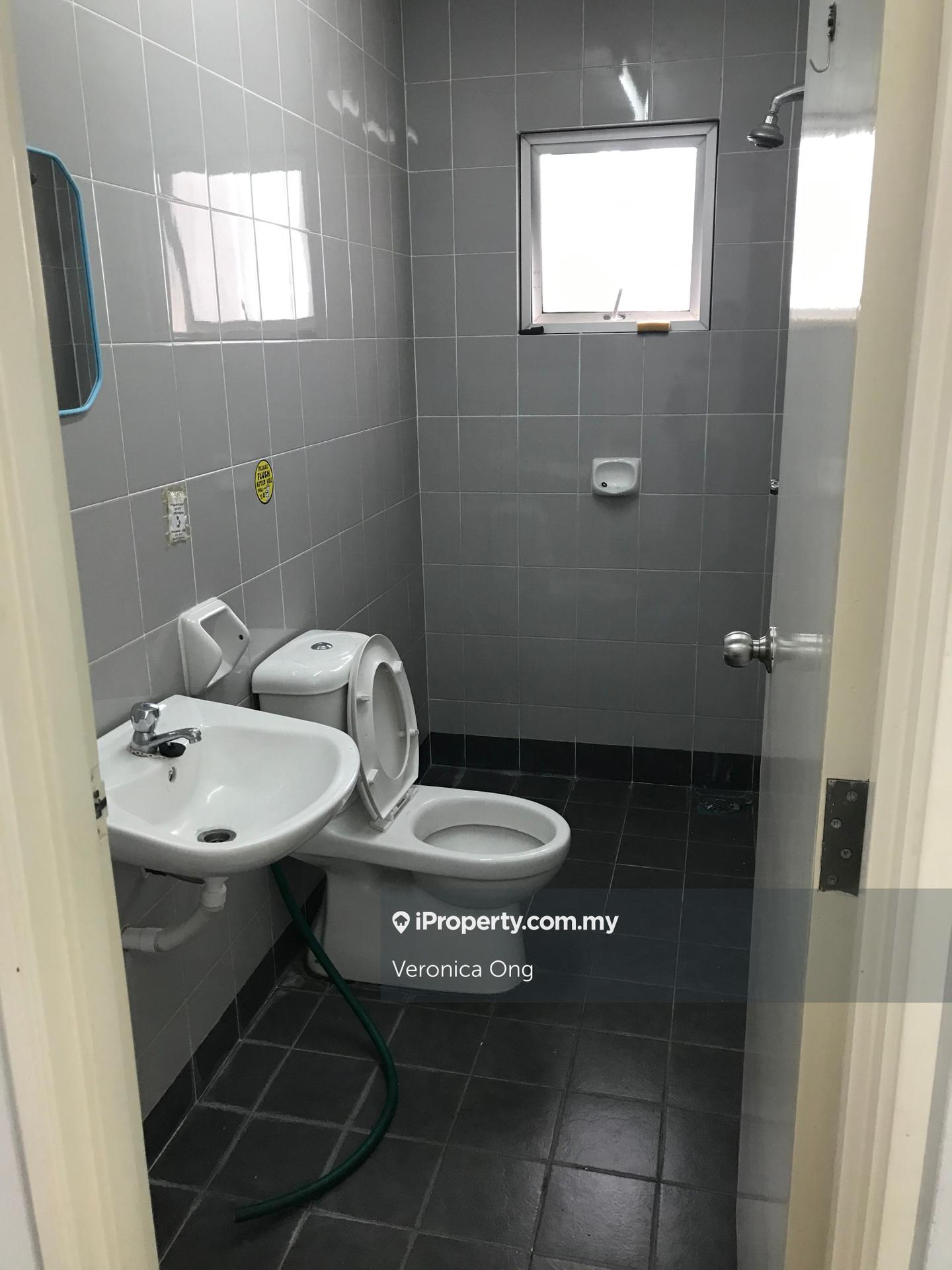 Office for Rent in Dataran Prima, Petaling Jaya by Veronica Ong - iProperty.com.my