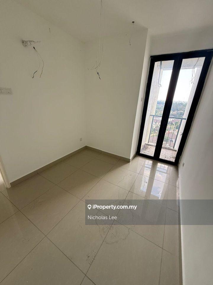 Condominium for Sale in Upper East @ Tiger Lane by Nicholas Lee - iProperty.com.my