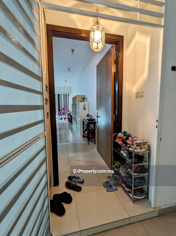 Service Residence for Sale in The Elements by Huda - iProperty.com.my