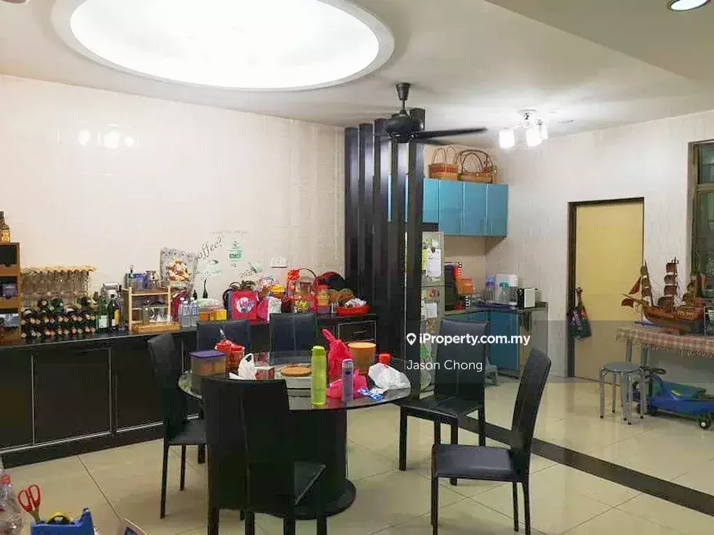 Rumah Berkembar untuk Dijual di Bandar Bukit Tinggi, Klang oleh Jason Chong - iProperty.com.my