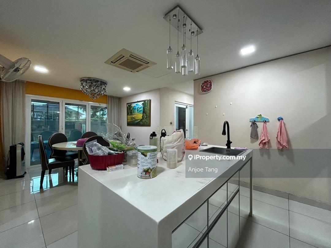 Rumah Berangkai 2 Tingkat untuk Dijual di Corner Unit Anggerik Doritis, Shah Alam oleh Anjoe Tang - iProperty.com.my