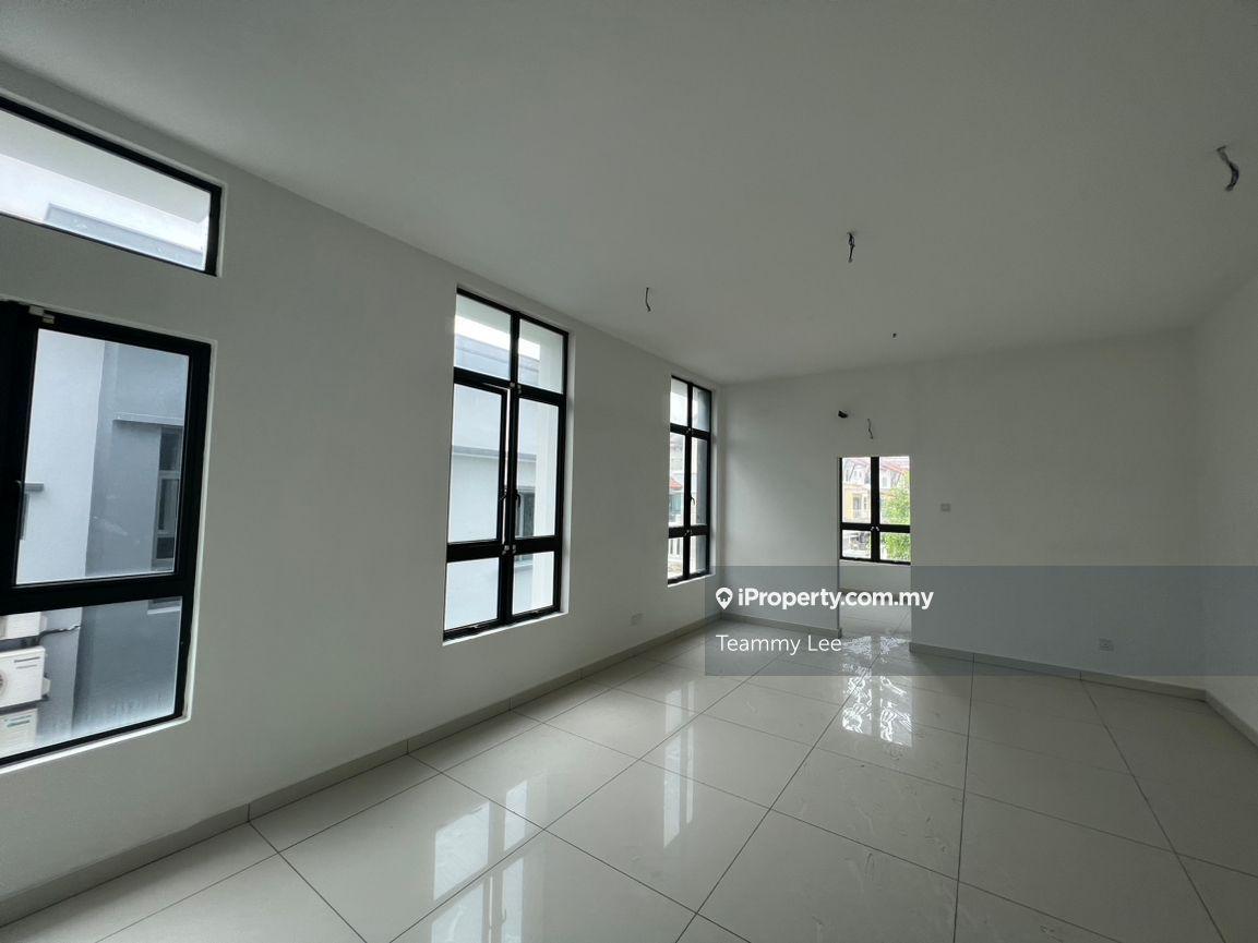 Banglo untuk Dijual di Bukit Sungai Long, Bandar Sungai Long oleh Teammy Lee - iProperty.com.my