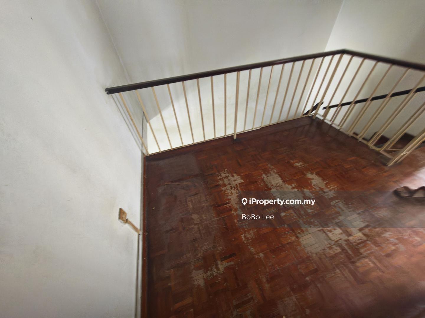 Rumah Berangkai 2 Tingkat untuk Dijual di dvdqz, Jalan Klang Lama (Old Klang Road) oleh BoBo Lee - iProperty.com.my