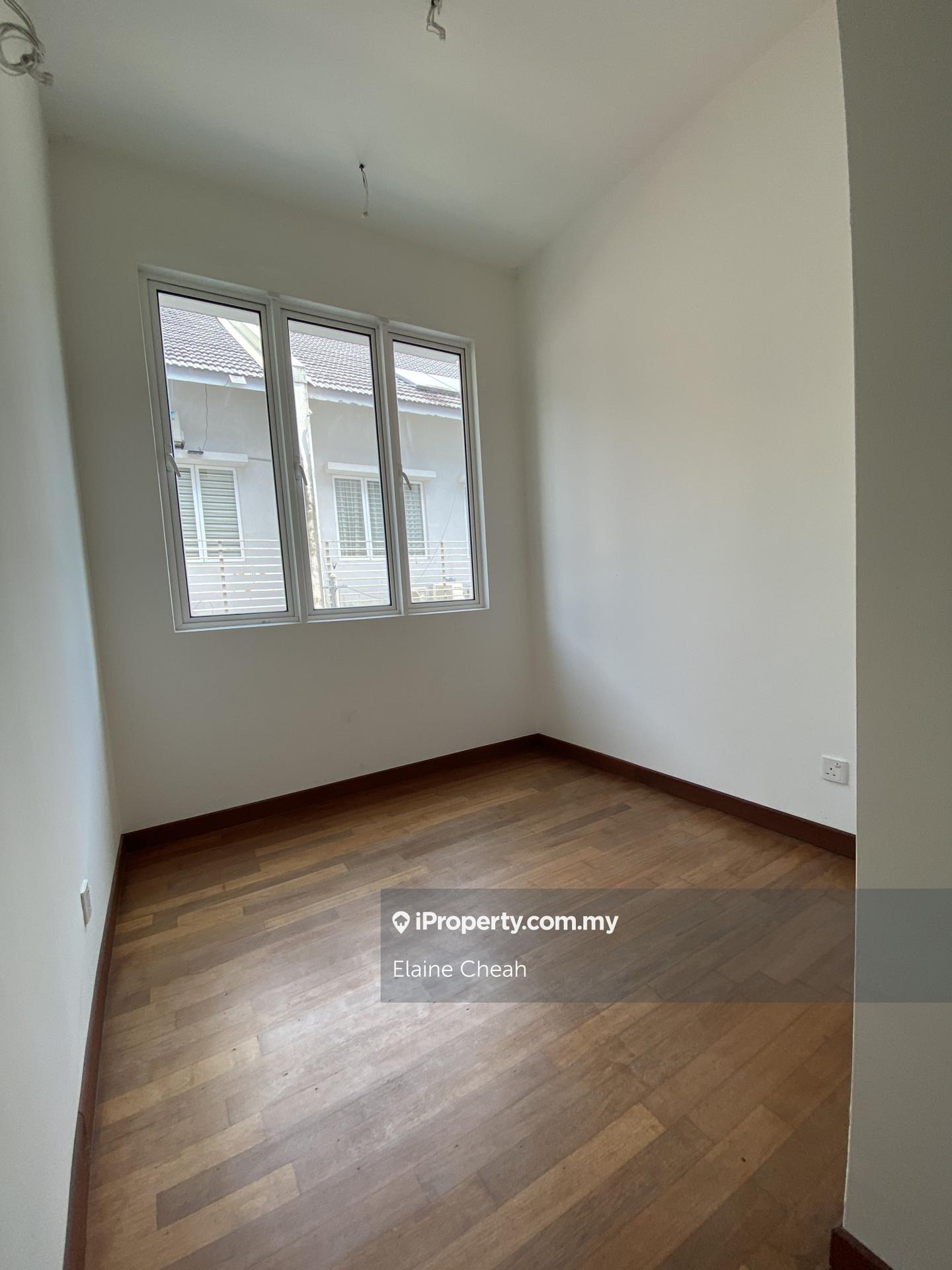 3-storey Terraced House for Sale in Dolomite Templer, Rawang by Elaine Cheah - iProperty.com.my