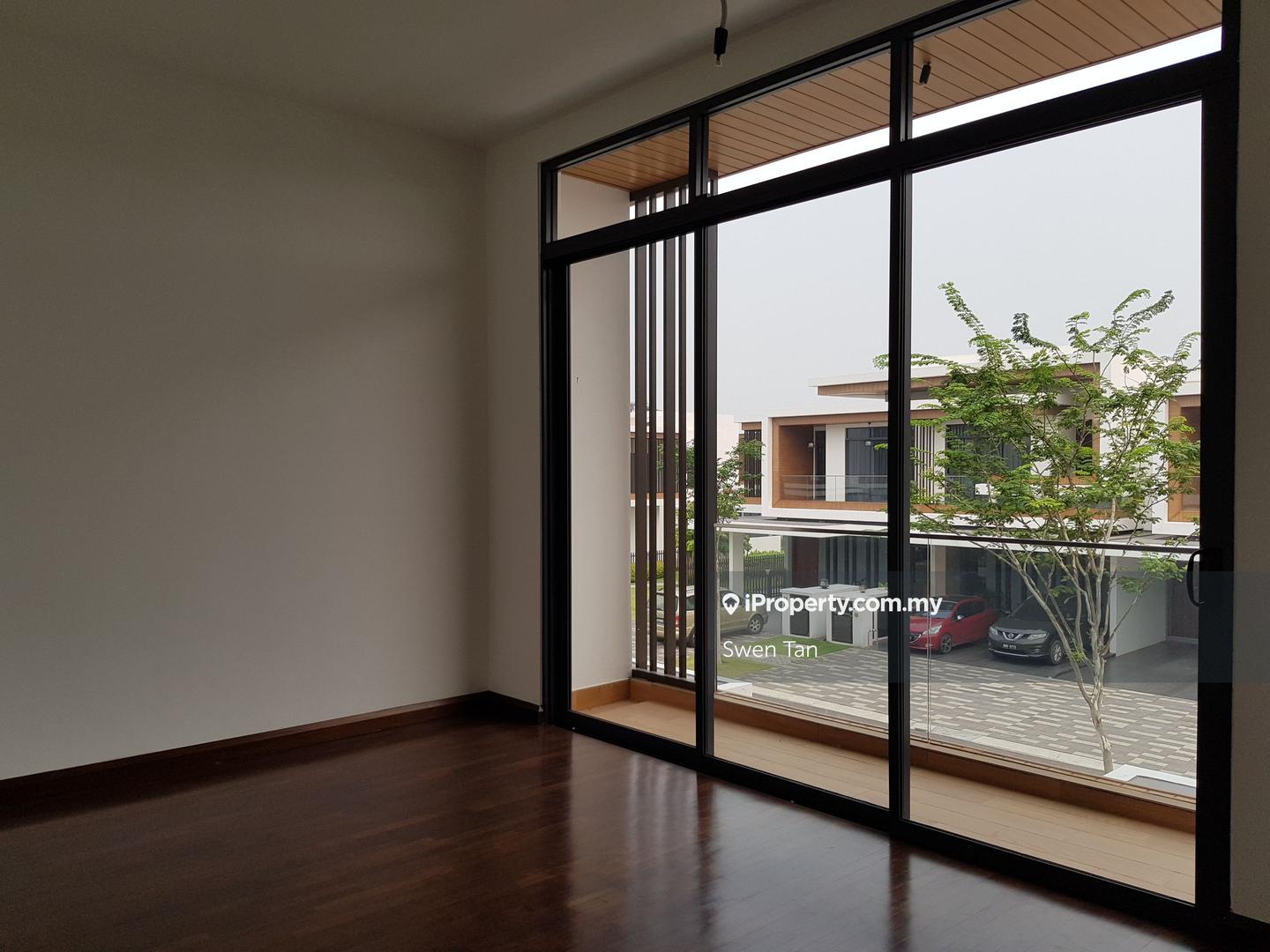 Rumah Berangkai 2 Tingkat untuk Dijual di Telok Panglima Garang, Selangor oleh Swen Tan - iProperty.com.my