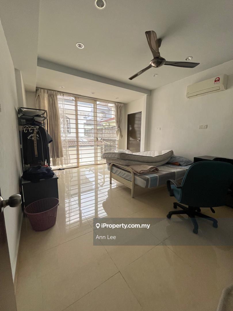 Banglo untuk Dijual di Seri Kembangan, Puchong, Balakong, Bukit Jalil, Seri Kembangan oleh Ann Lee - iProperty.com.my
