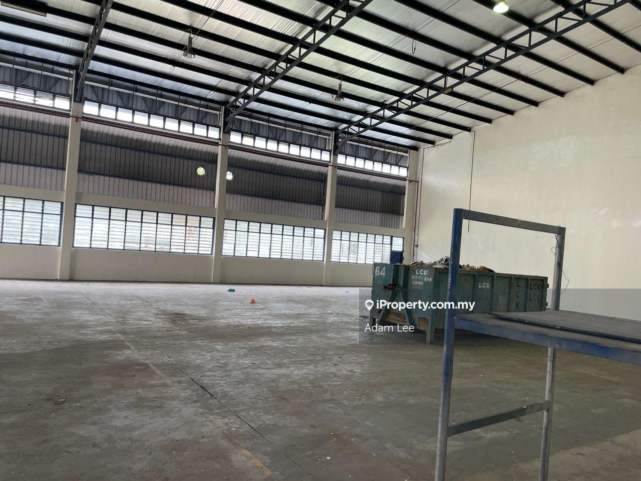 Semi-D Factory for Sale in desa cemerlang, Ulu Tiram by Adam Lee - iProperty.com.my