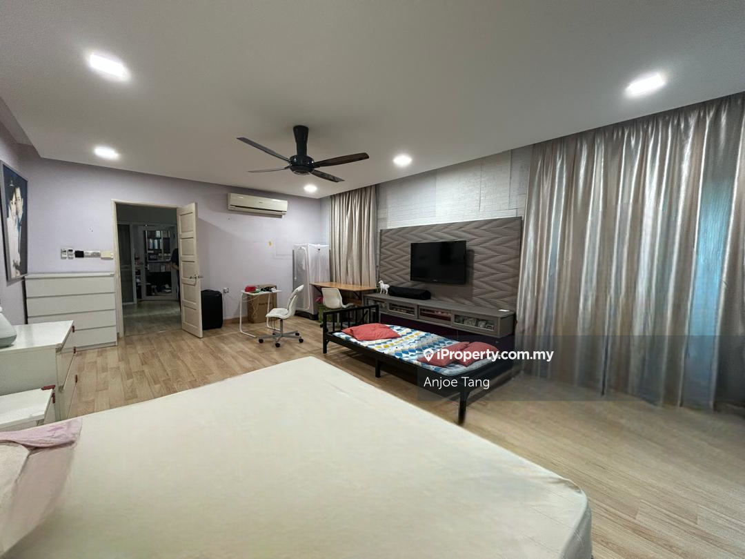 Rumah Berangkai 2 Tingkat untuk Dijual di Corner Unit Anggerik Doritis, Shah Alam oleh Anjoe Tang - iProperty.com.my