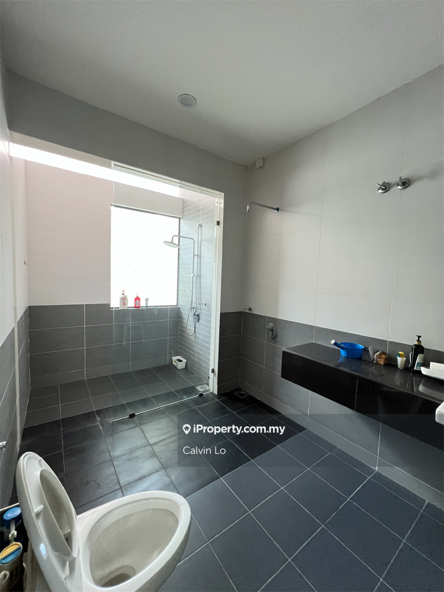 Rumah Berangkai 3 Tingkat untuk Dijual di Kinrara Residence, Puchong oleh Calvin Lo - iProperty.com.my