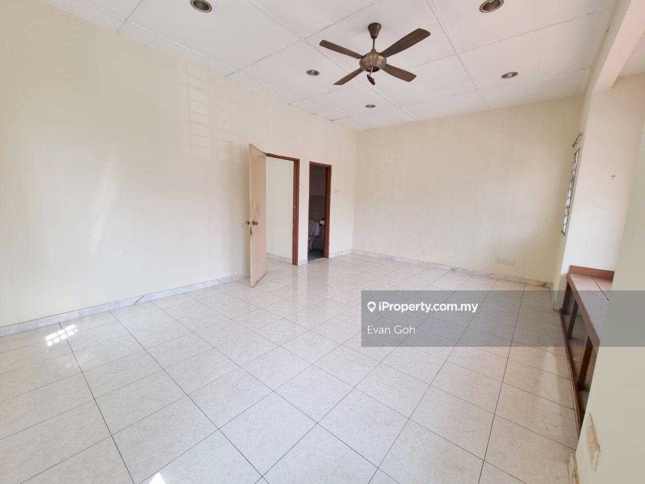 Rumah Berangkai 2 Tingkat untuk Dijual di Bandar Nusaputra, Puchong oleh Evan Goh - iProperty.com.my