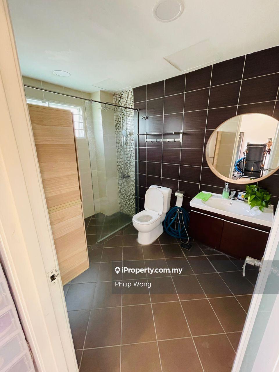 Rumah Berangkai 2.5 Tingkat untuk Dijual di Taman Bukit Serdang, Seri Kembangan, Seri Kembangan oleh Philip Wong - iProperty.com.my