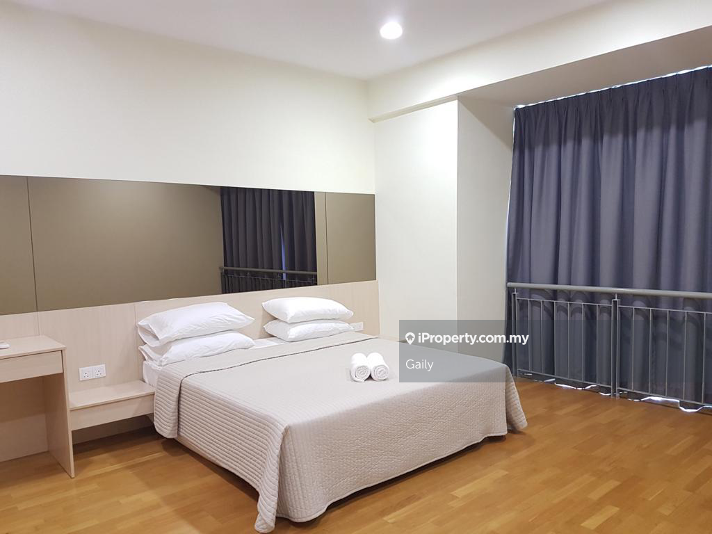 Rumah Berangkai 3 Tingkat untuk Dijual di Symphony Hills, Cyberjaya oleh Gaily - iProperty.com.my