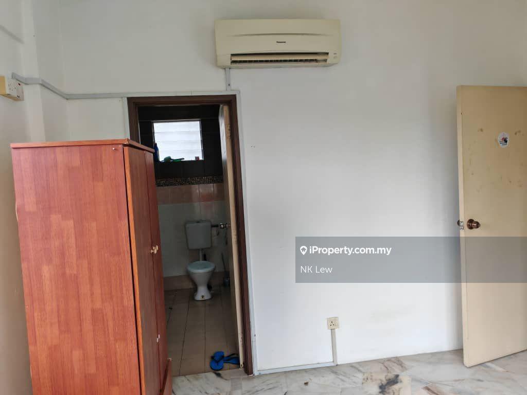 Pangsapuri untuk Dijual di Pangsapuri Seri Pinang oleh NK Lew - iProperty.com.my