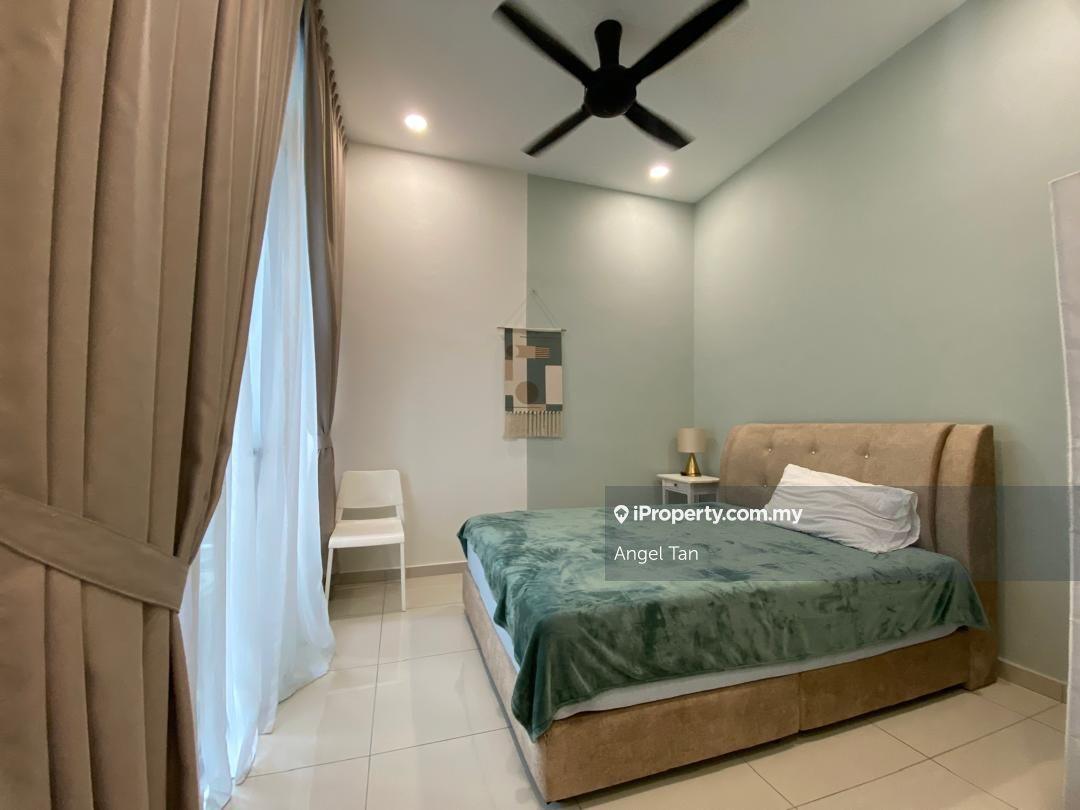 Rumah Kluster untuk Dijual di Tenderfields @ Eco Majestic Renovated 32x70, Semenyih oleh Angel Tan - iProperty.com.my