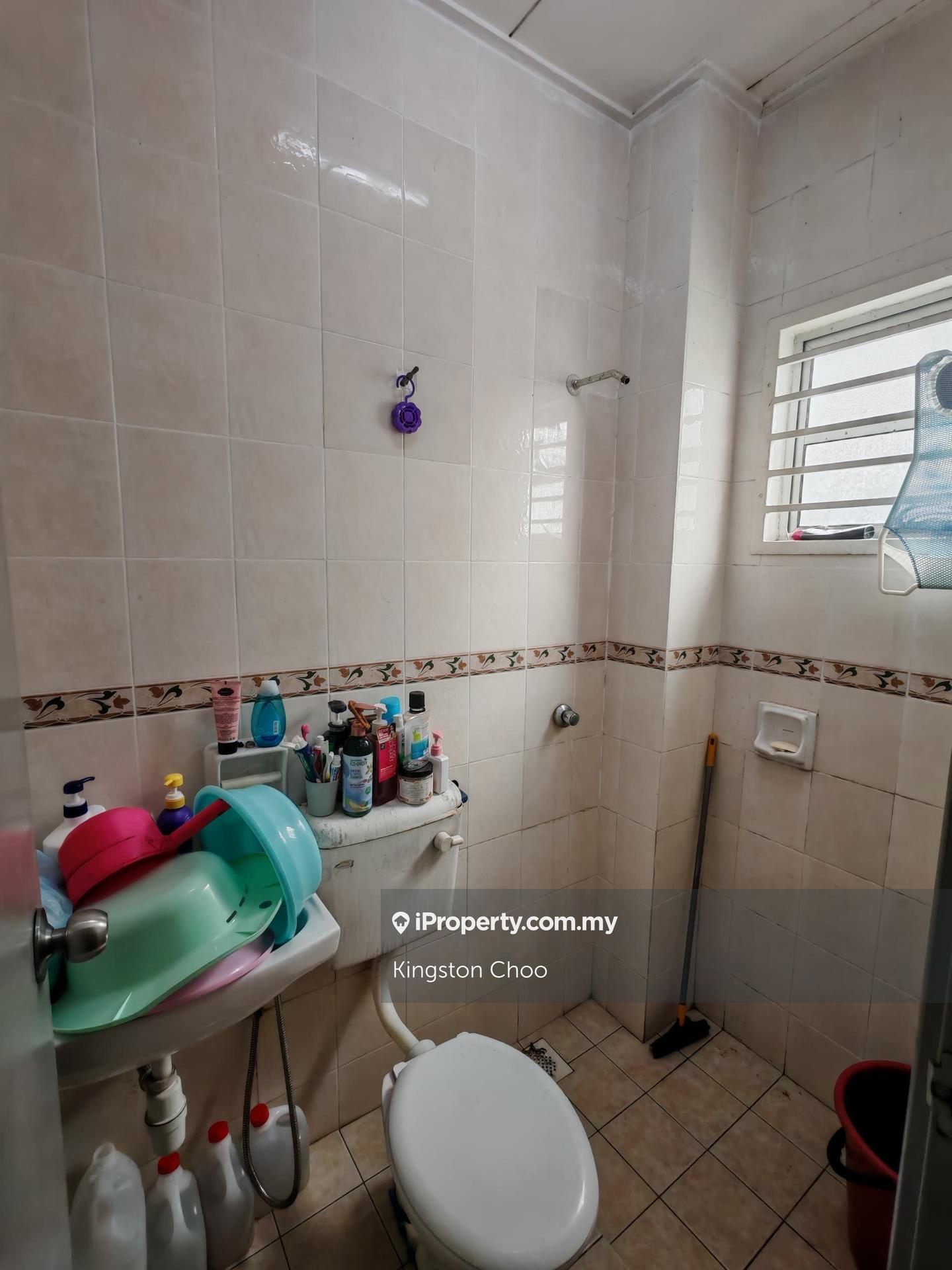 Rumah Berangkai 3 Tingkat untuk Dijual di Ukay Perdana, Ulu Kelang oleh Kingston Choo - iProperty.com.my