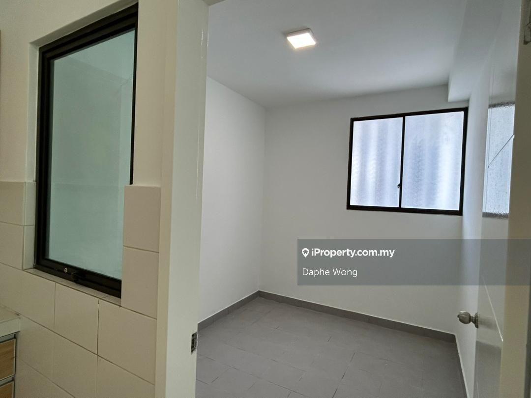 Condominium for Sale in The Z Residence by Daphe Wong - iProperty.com.my