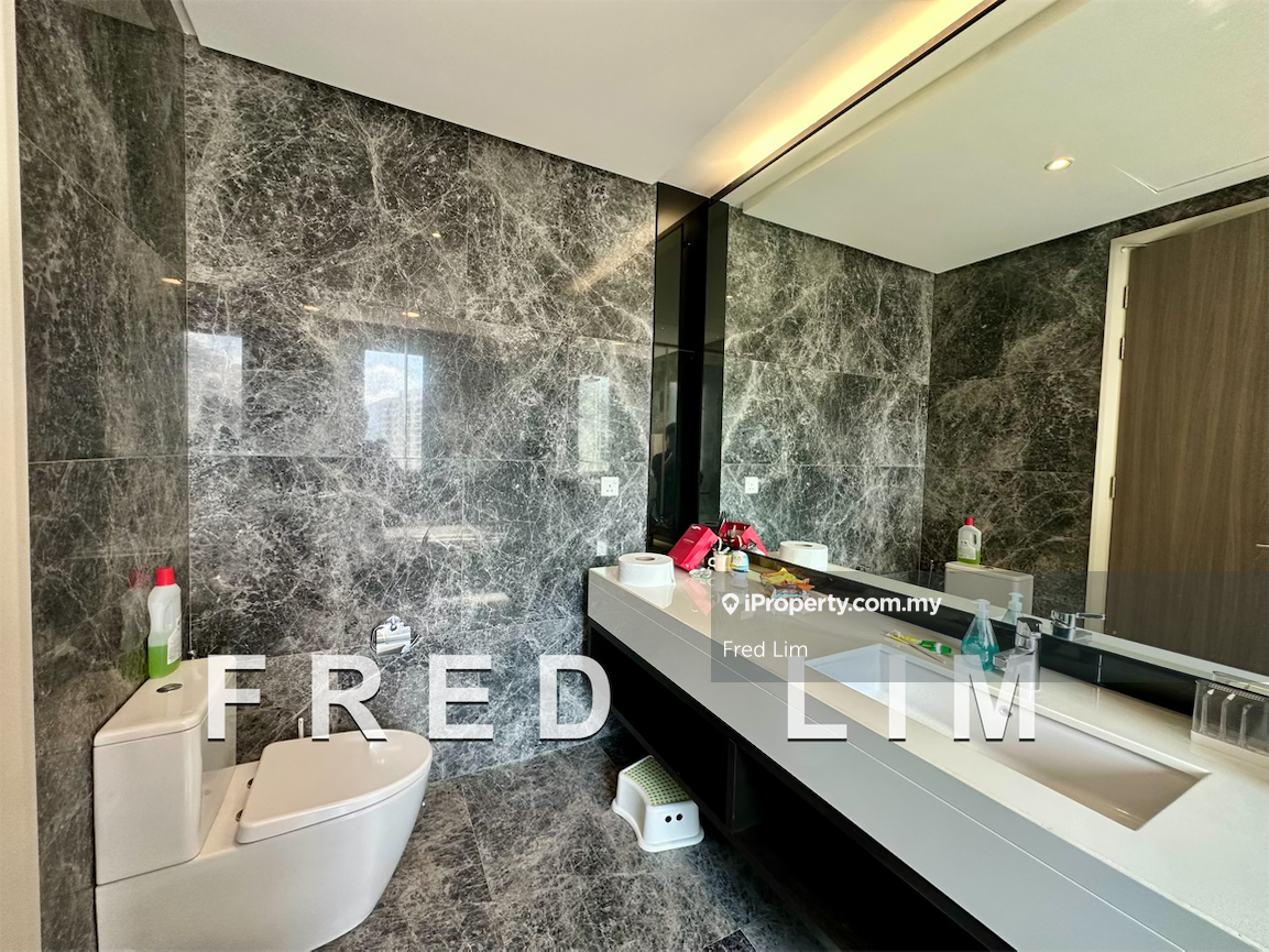 Service Residence for Sale in Straits Residences by Fred Lim - iProperty.com.my