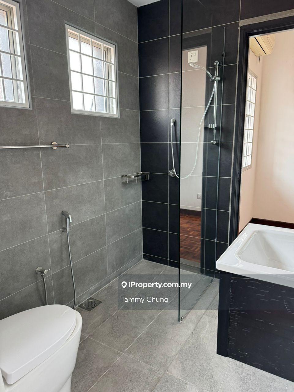 2.5-storey Terraced House for Sale in Taman Kelana Idaman, Ara Damansara by Tammy Chung - iProperty.com.my