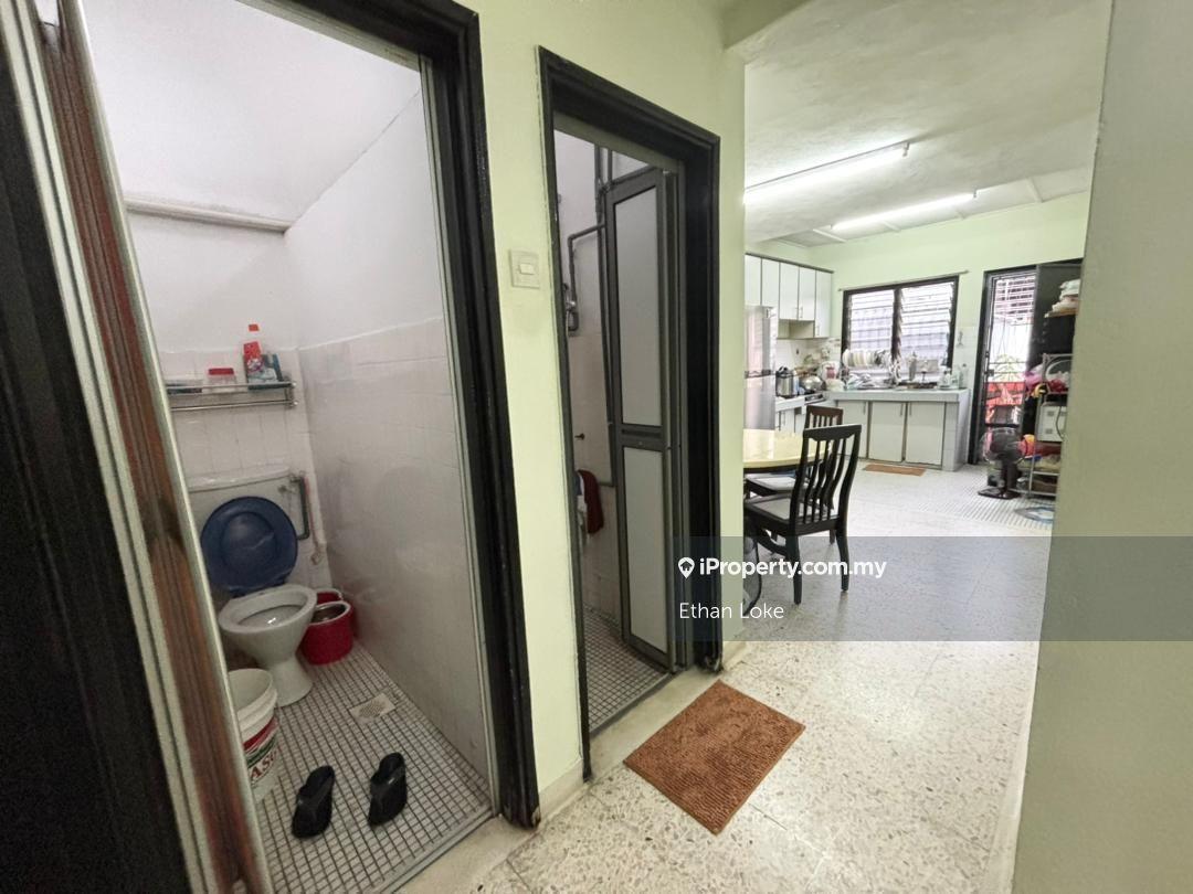 1-storey Terraced House for Sale in SD2, Sri Damansara 2, Bandar Sri Damansara by Ethan Loke - iProperty.com.my