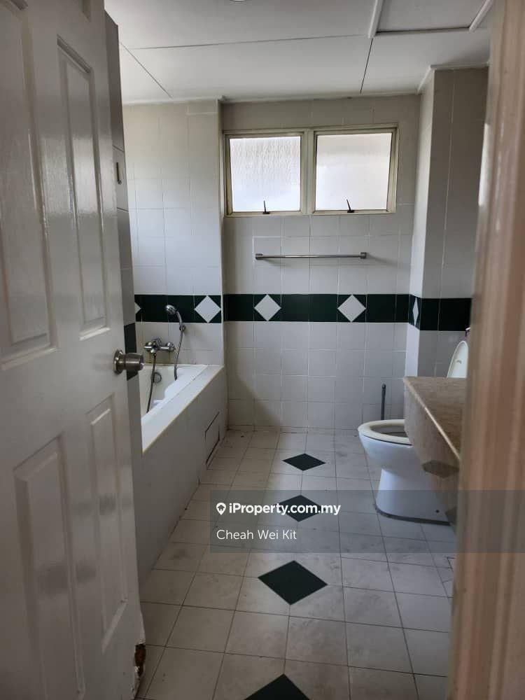 Condominium for Rent in Bungaraya Condominium by Cheah Wei Kit - iProperty.com.my